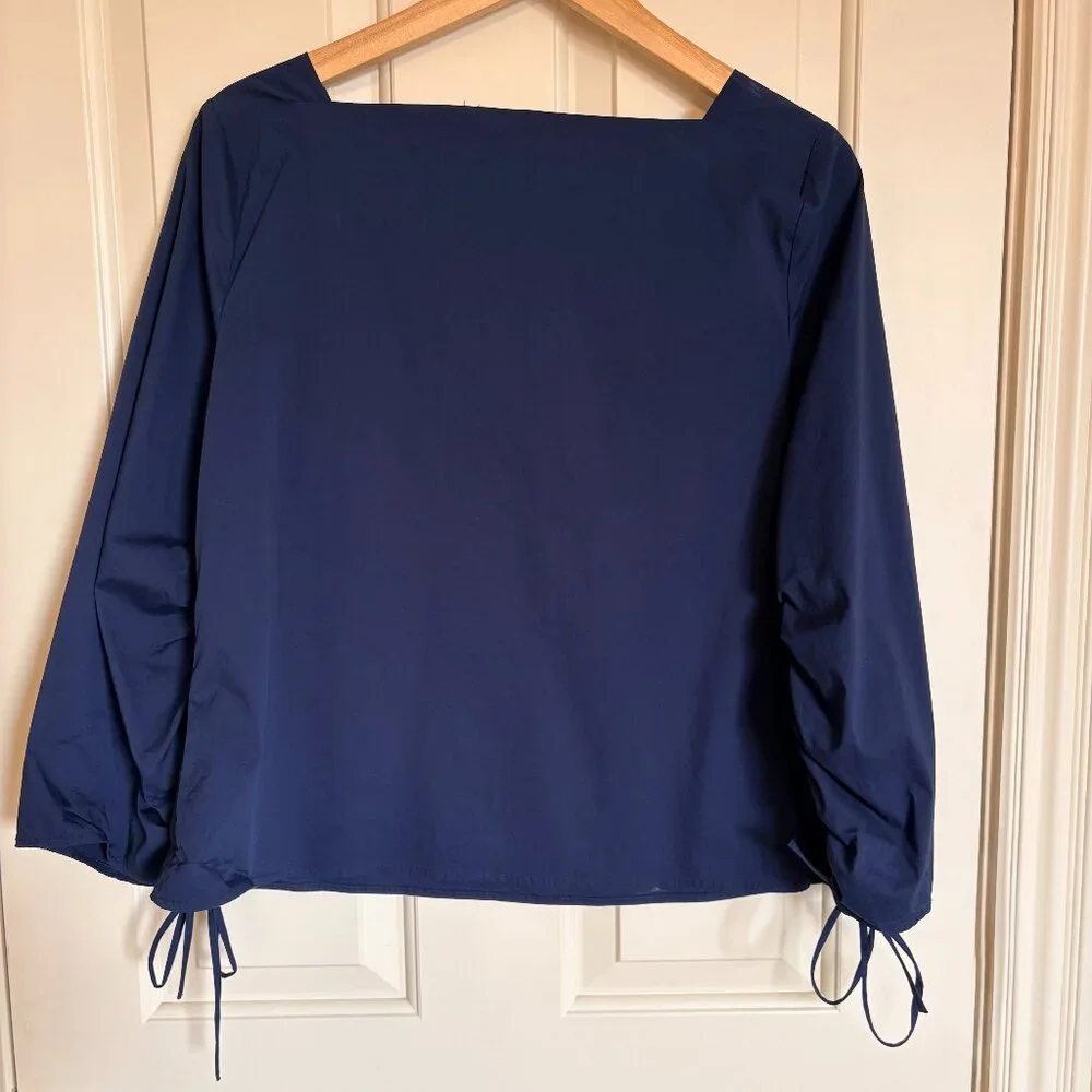 Women’s Medium H by Halston Navy Blue Top Long Sleeve Square Neck Tie Detail